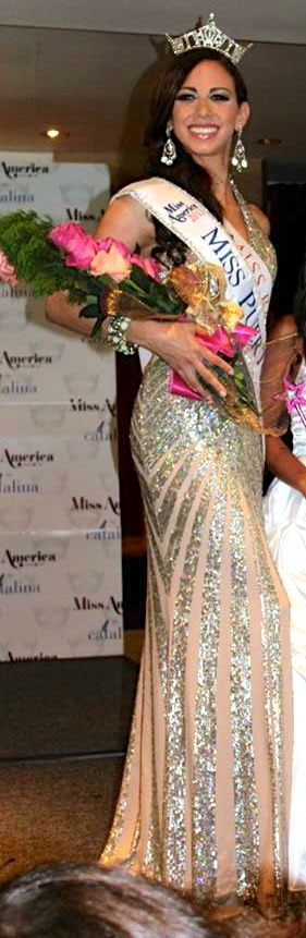 Amélia Veiga foi eleita a mulher mais bonita.