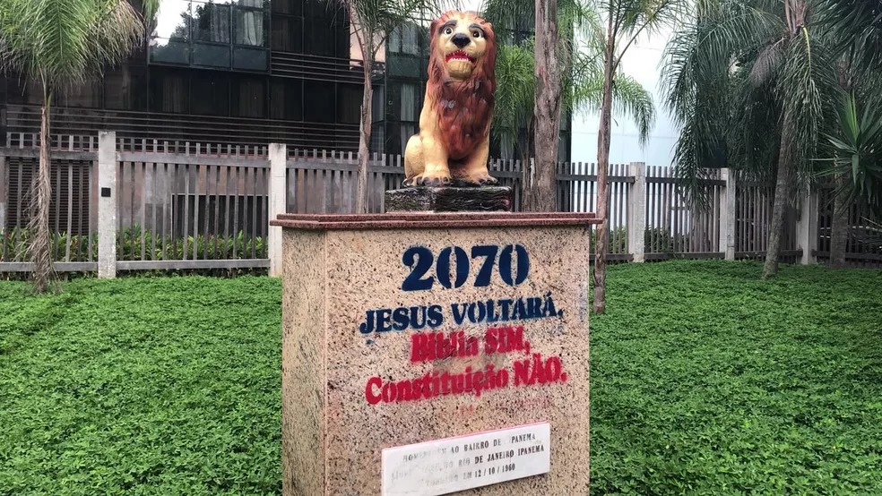 2070 Jesus voltará - assim como nas outras datas marcadas.  Bíblia sim, Constituição não, dizem eles.